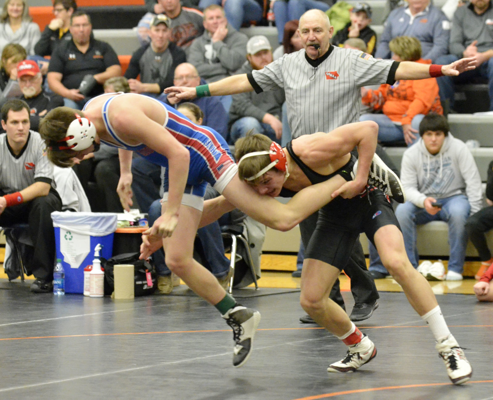 Class 1A wrestling sectional in Sibley